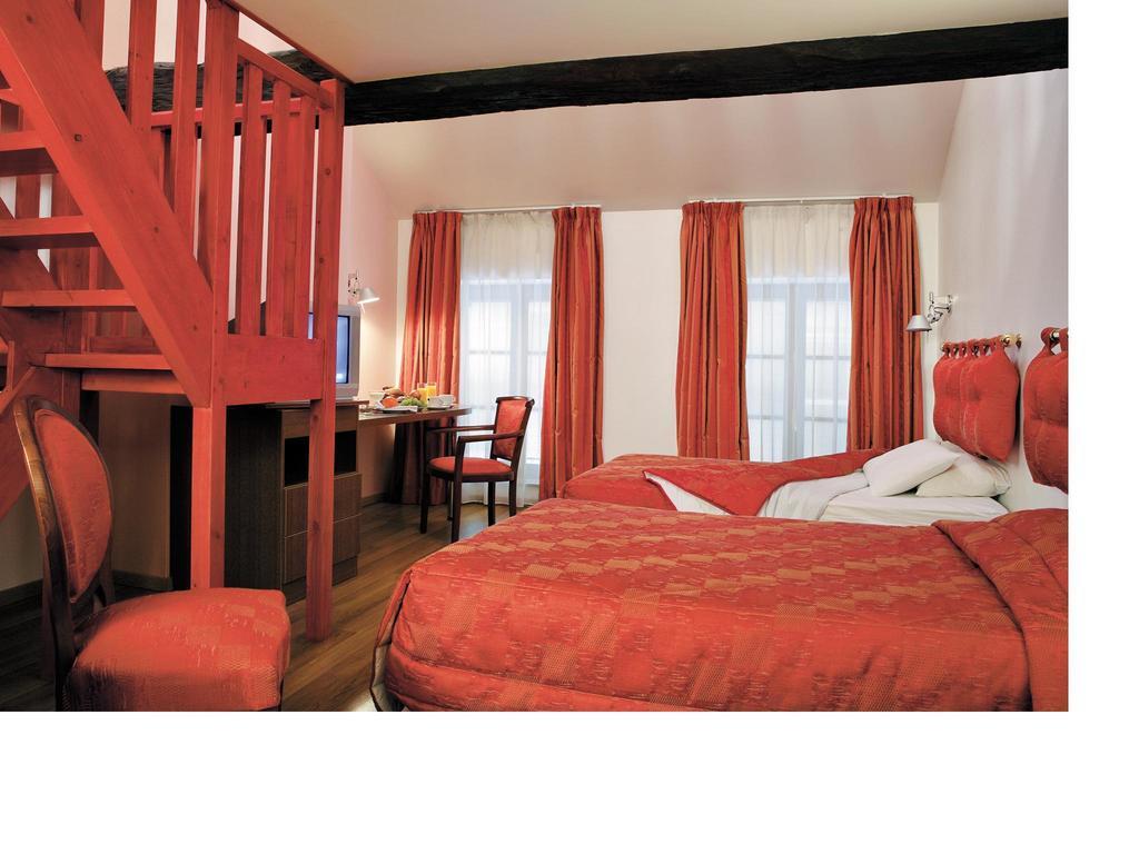 Hotel Le Saint Michel Sedan Pokoj fotografie